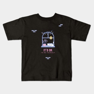 It's ok to be yourself Kids T-Shirt